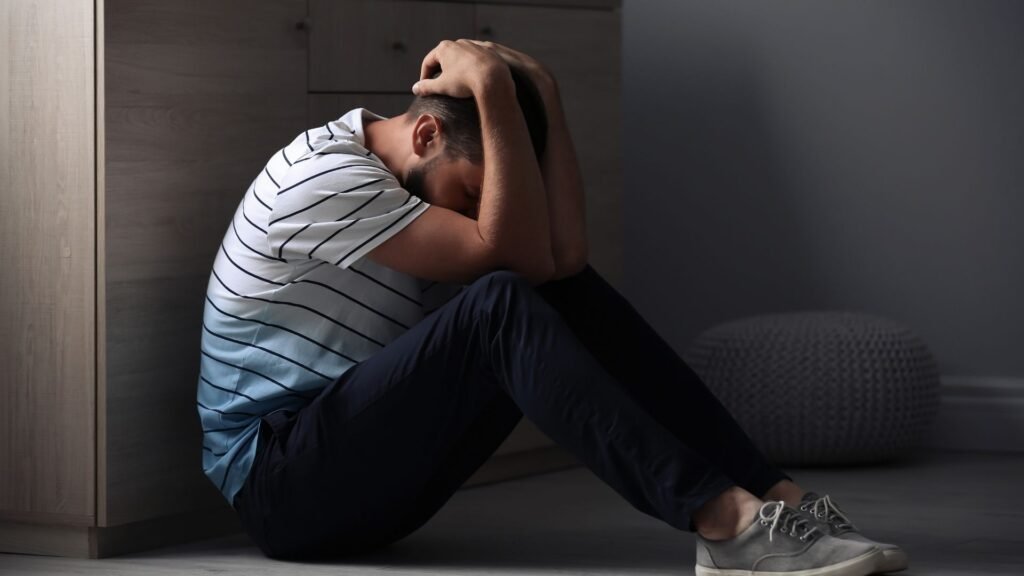 Depresyon Nedir? Depresyon Belirtileri Nelerdir? Depresyon Neden Olur? Depresyon Türleri Nelerdir? Depresyon Kimleri Etkiler? Depresyon Nasıl Geçer? Depresyon Tedavisi Depresyona Ne İyi Gelir? Depresyon İçin Risk Faktörleri Nelerdir? Depresyon Tanısı Nasıl Konulur? Depresyon Hakkında Sıkça Sorulan Sorular